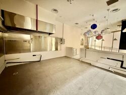 111 Somerset (D9), Retail #633704441